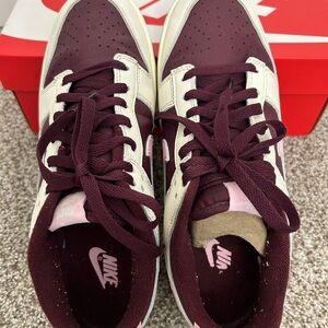 Nike Burgundy and Cream Sneakers
Nike Dunk Low Retro PRM, DR9705 100, Size 9.5